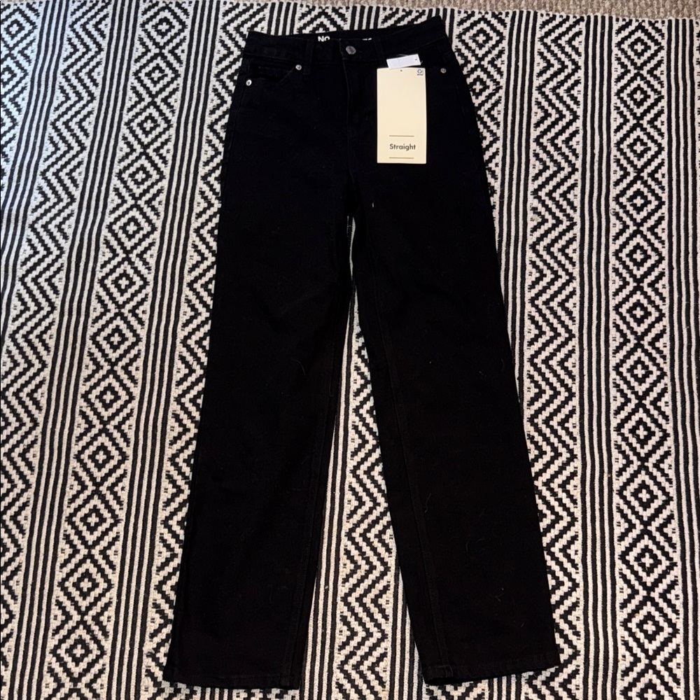 No Boundaries Women's Straight Leg Black Jeans